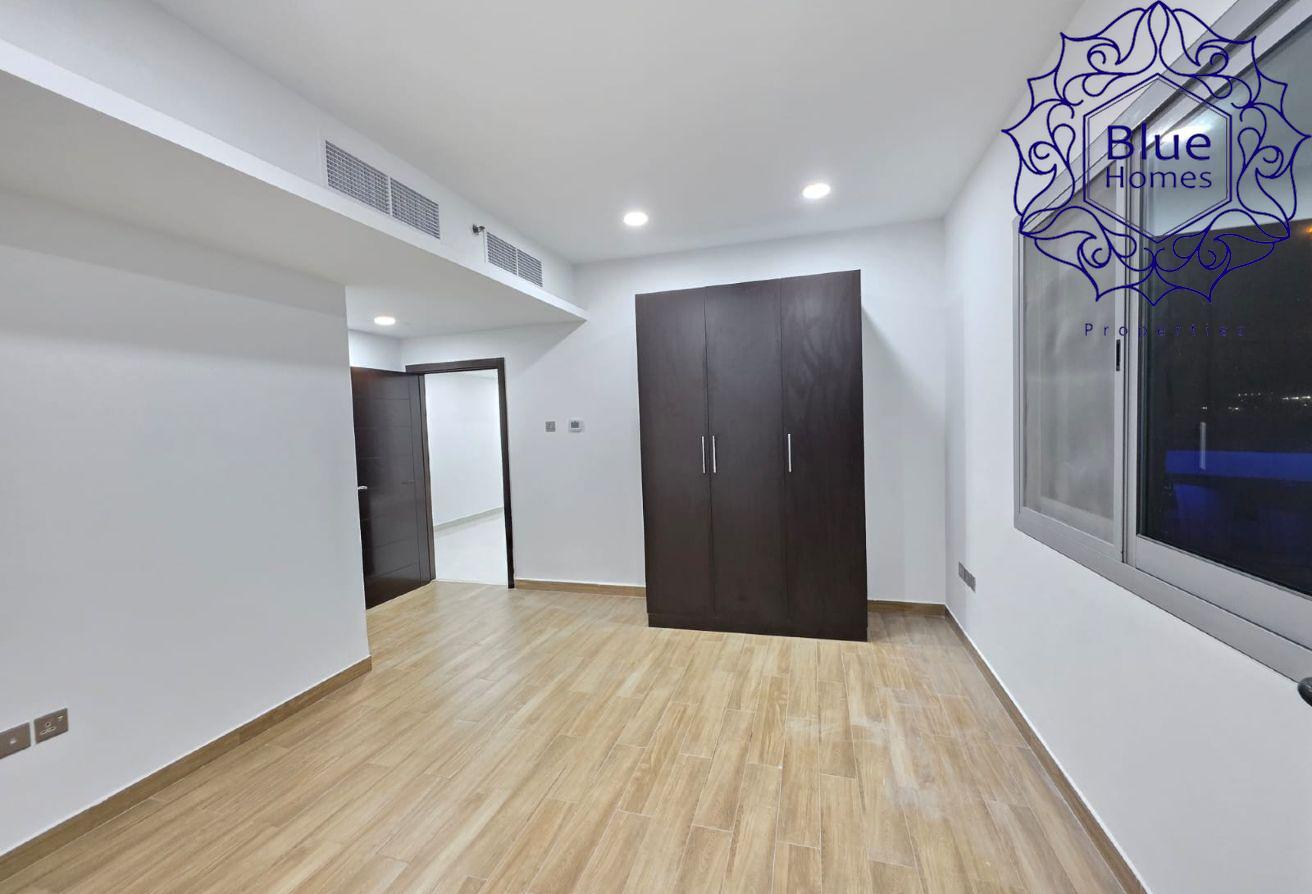 Elegant 1BR | Marina View | Private Balcony photo 6