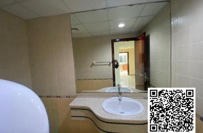 Apartment - 2 Bedrooms - 4 Bathrooms for sale in Corniche Tower - Ajman Corniche Road - Ajman Apartment - 2 Bedrooms - 4 Bathrooms for sale in Corniche Tower - Ajman Corniche Road - Ajman