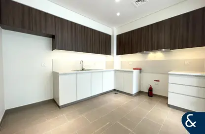 Apartment - 2 Bedrooms - 3 Bathrooms for sale in Park Heights 2 - Dubai Hills Estate - Dubai Apartment - 2 Bedrooms - 3 Bathrooms for sale in Park Heights 2 - Dubai Hills Estate - Dubai