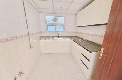 Apartment - 1 - 1 for rent in Al Plaza Building - Al Ghuair - Al Gharb - Sharjah