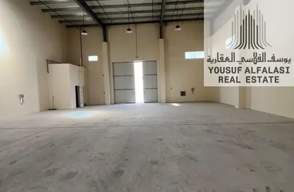 Warehouse - Studio - 2 Bathrooms for rent in Umm Al Thuoob - Umm Al Quwain