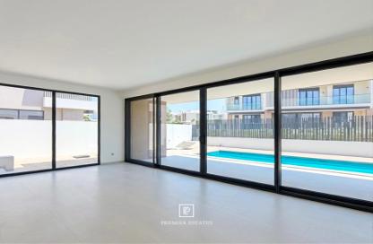 Villa - 4 - 5 for rent in Jebel Ali Village Villas - Jebel Ali Village - Jebel Ali - Dubai