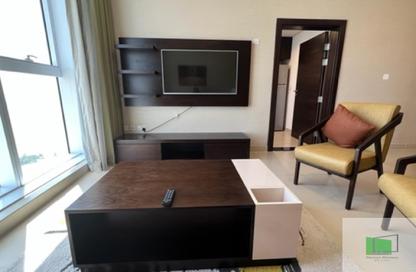 Apartment - 1 - 2 for rent in Al Jowhara Tower - Corniche Road - Abu Dhabi