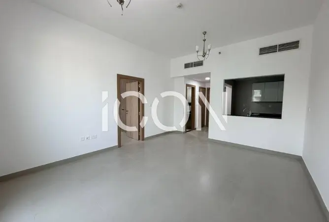 155581411 - Property Image 3
