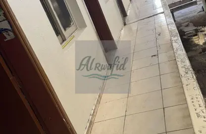 سكن عمال - استوديو للايجار في بناء المزون 1 - المنطقة الصناعية رقم 6 - المنطقة الصناعية بالشارقة - الشارقة