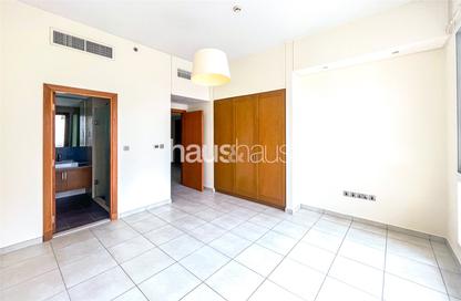 Apartment - 2 - 4 for rent in Marina Residences 5 - Marina Residences - Palm Jumeirah - Dubai