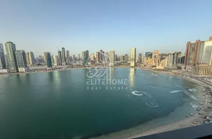 شقة - 2 غرف نوم - 3 حمامات للايجار في برج لا بلاج - الممزر - الشارقة - الشارقة