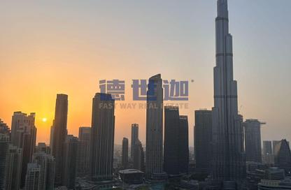 Apartment - 3 - 3 for sale in Burj Royale - Downtown Dubai - Dubai