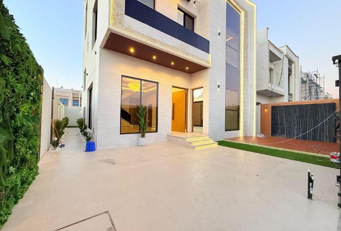96133555 - Property Image 2
