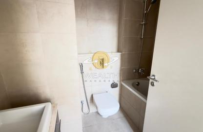 Townhouse - 2 Bedrooms - 4 Bathrooms for rent in Nasma Residence - Al Tai - Sharjah