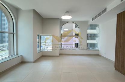 Apartment - Studio - 1 Bathroom for rent in DXB Tower - Sheikh Zayed Road - Dubai