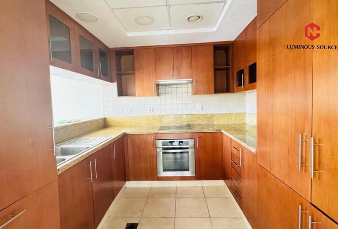 70273067 - صورة العقار 3