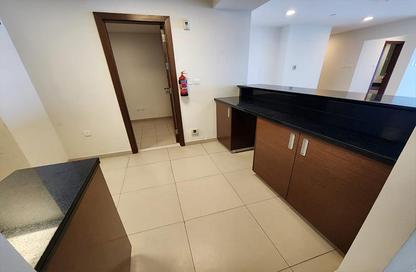 Apartment - 3 - 4 for rent in The Gate Tower 2 - Shams Abu Dhabi - Al Reem Island - Abu Dhabi Apartment - 3 - 4 for rent in The Gate Tower 2 - Shams Abu Dhabi - Al Reem Island - Abu Dhabi
