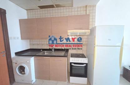 Apartment - Studio - 1 Bathroom for rent in Palace Tower 2 - Palace Towers - Dubai Silicon Oasis - Dubai