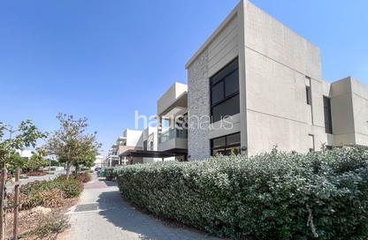 Villa - 5 - 6 for rent in Calero - Damac Hills - Dubai Villa - 5 - 6 for rent in Calero - Damac Hills - Dubai