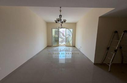 Apartment - 2 - 3 for rent in Al Majaz 2 - Al Majaz - Sharjah Apartment - 2 - 3 for rent in Al Majaz 2 - Al Majaz - Sharjah