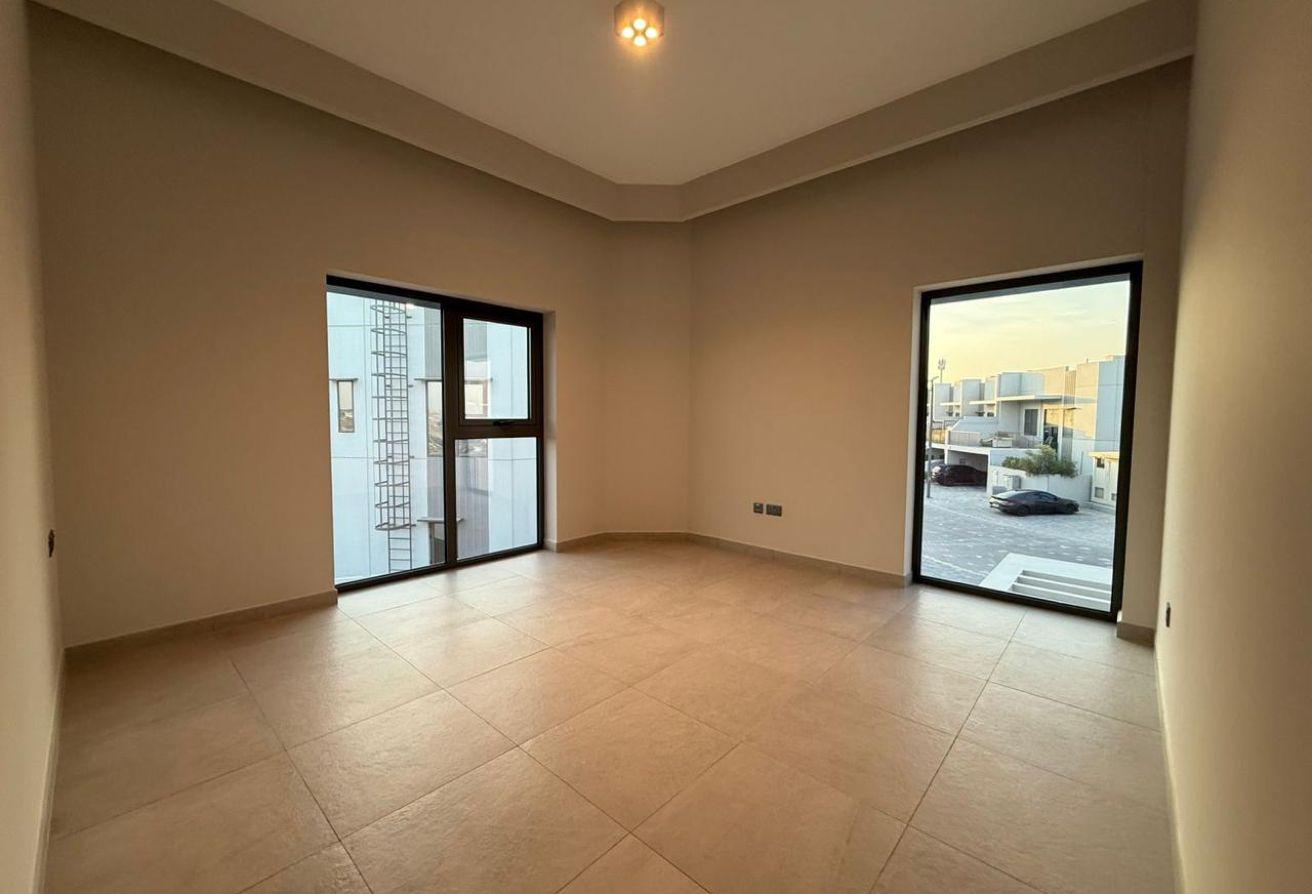 Corner | Spacious Layout | Ready to move photo 20
