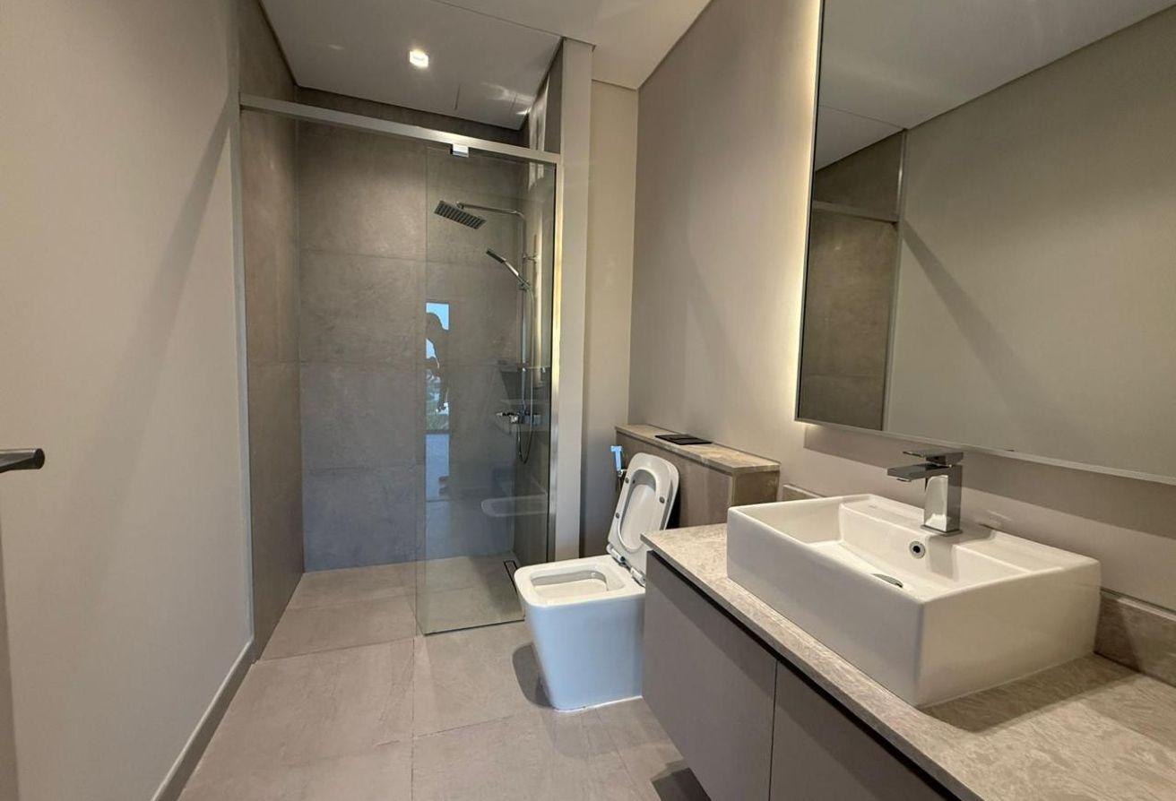 Corner | Spacious Layout | Ready to move photo 19