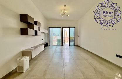 Apartment - 2 Bedrooms - 4 Bathrooms for rent in Lamcy Residence - Oud Metha - Bur Dubai - Dubai