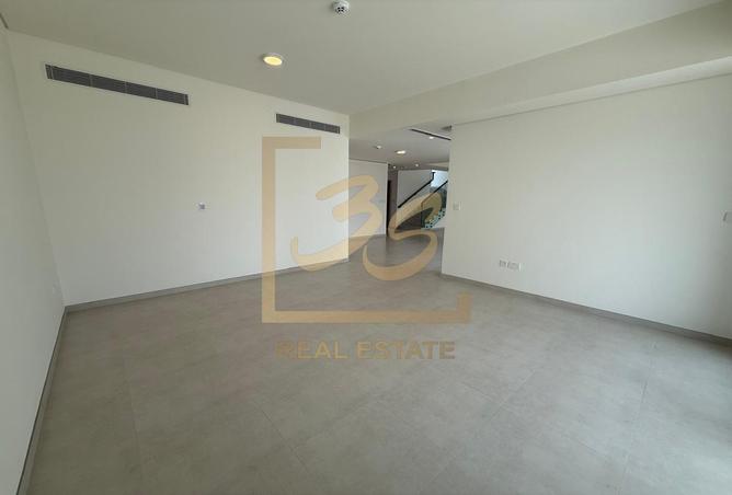 136069826 - Property Image 3