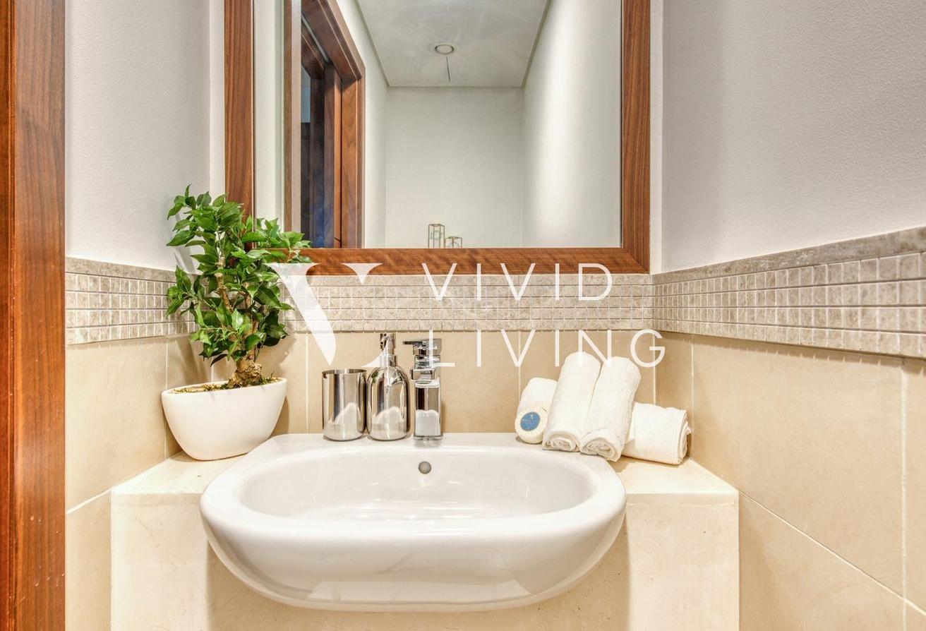 Burj Khalifa View | Serviced | Luxury photo 20