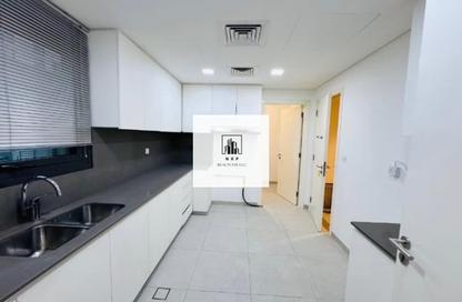 Townhouse - 3 - 4 for rent in Sarab 1 - Aljada - Sharjah