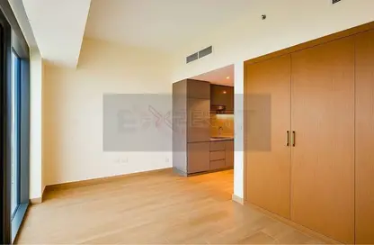 Apartment - Studio - 1 Bathroom for rent in Creek Views by Azizi - Farhad Azizi Residence - Dubai Healthcare City 2 - Al Jaddaf - Dubai