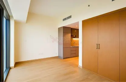 Apartment - Studio - 1 Bathroom for rent in Creek Views by Azizi - Farhad Azizi Residence - Dubai Healthcare City 2 - Al Jaddaf - Dubai