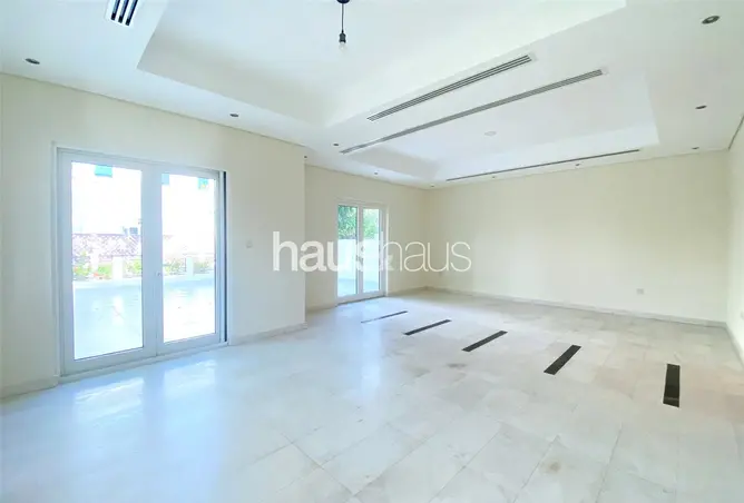 155997294 - Property Image 2