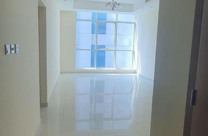 Apartment - 2 - 3 for rent in Al Khan - Sharjah