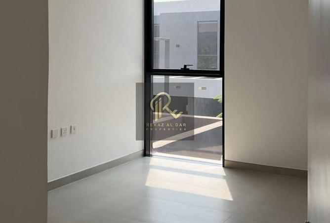 16204023 - Property Image 3