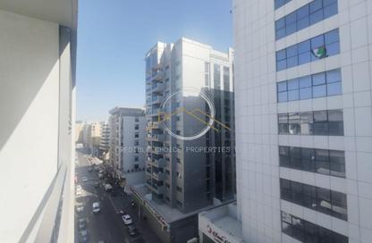 Apartment - 3 Bedrooms - 3 Bathrooms for rent in Dar Al Buteen 1 - Al Muraqqabat - Deira - Dubai Apartment - 3 Bedrooms - 3 Bathrooms for rent in Dar Al Buteen 1 - Al Muraqqabat - Deira - Dubai