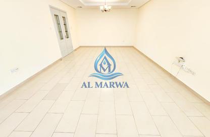 Apartment - 2 - 3 for rent in Al Nahda Complex - Al Nahda - Sharjah