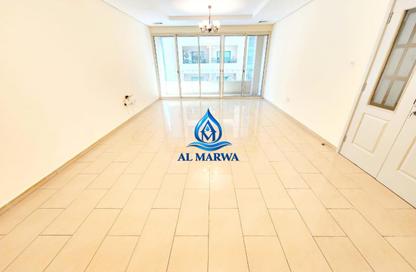 Apartment - 2 - 3 for rent in Al Nahda Complex - Al Nahda - Sharjah Apartment - 2 - 3 for rent in Al Nahda Complex - Al Nahda - Sharjah