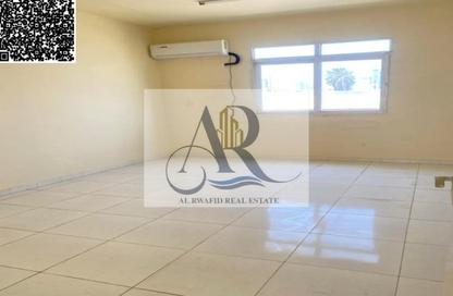 Labor Camp - Studio - 7+ Bathrooms for rent in Industrial Area 5 - Sharjah Industrial Area - Sharjah