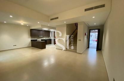 Townhouse - 3 - 5 for rent in Cordoba - Bloom Living - Zayed City (Khalifa City C) - Khalifa City - Abu Dhabi