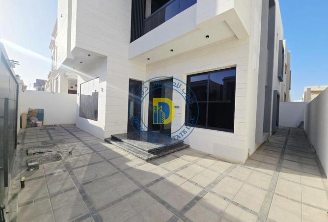 127485992 - Property Image 2