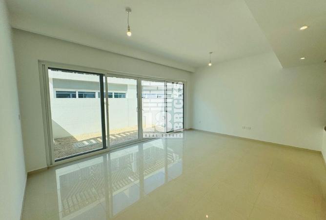 16300130 - Property Main Image