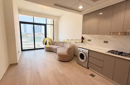 Apartment - 2 Bedrooms - 2 Bathrooms for rent in Azizi Riviera 22 - Azizi Riviera - Meydan One - Meydan - Dubai