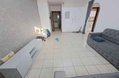 Apartment - 1 Bedroom - 1 Bathroom for rent in Al Butina 9 Building - Al Butina - Sharjah