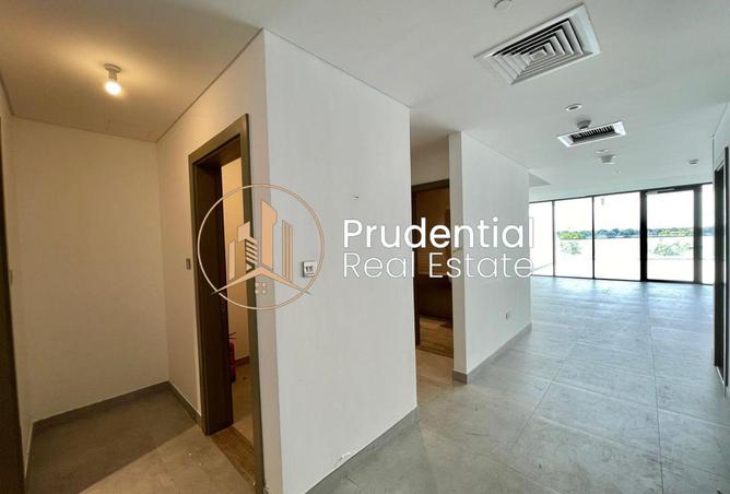 127009530 - Property Image 3