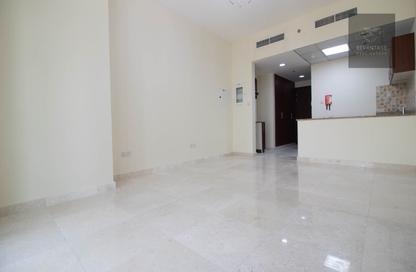 Apartment - Studio - 1 for rent in Safeer Tower 2 - Safeer Towers - Business Bay - Dubai
