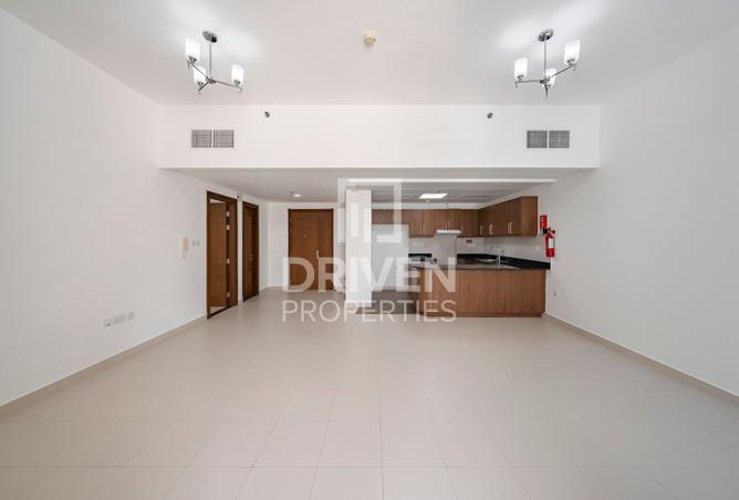 Spacious Layout | Open kitchen | 2 Month Free photo 3
