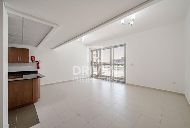 Spacious Layout | Open kitchen | 2 Month Free photo 2