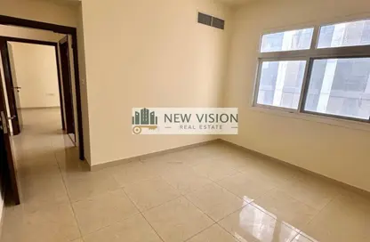 Apartment - 2 Bedrooms - 2 Bathrooms for rent in Al Qulaya'ah - Al Sharq - Sharjah