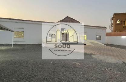 Villa - 5 - 3 for rent in Seih Al Burairat - Ras Al Khaimah