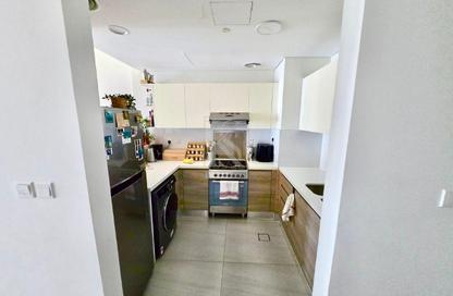 Apartment - 1 Bedroom - 2 Bathrooms for sale in SOL Bay - Business Bay - Dubai