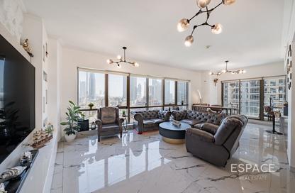 Apartment - 2 Bedrooms - 3 Bathrooms for sale in South Ridge 1 - South Ridge - Downtown Dubai - Dubai