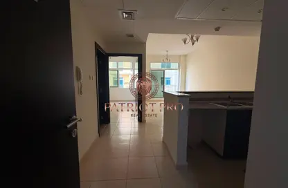 Apartment - 1 Bedroom - 1 Bathroom for rent in Tala 2 - Queue Point - Liwan - Dubai