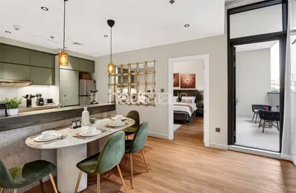 شقة - غرفة نوم - 2 حمامات للايجار في اويا رزيدنس‎ - موتور سيتي - دبي